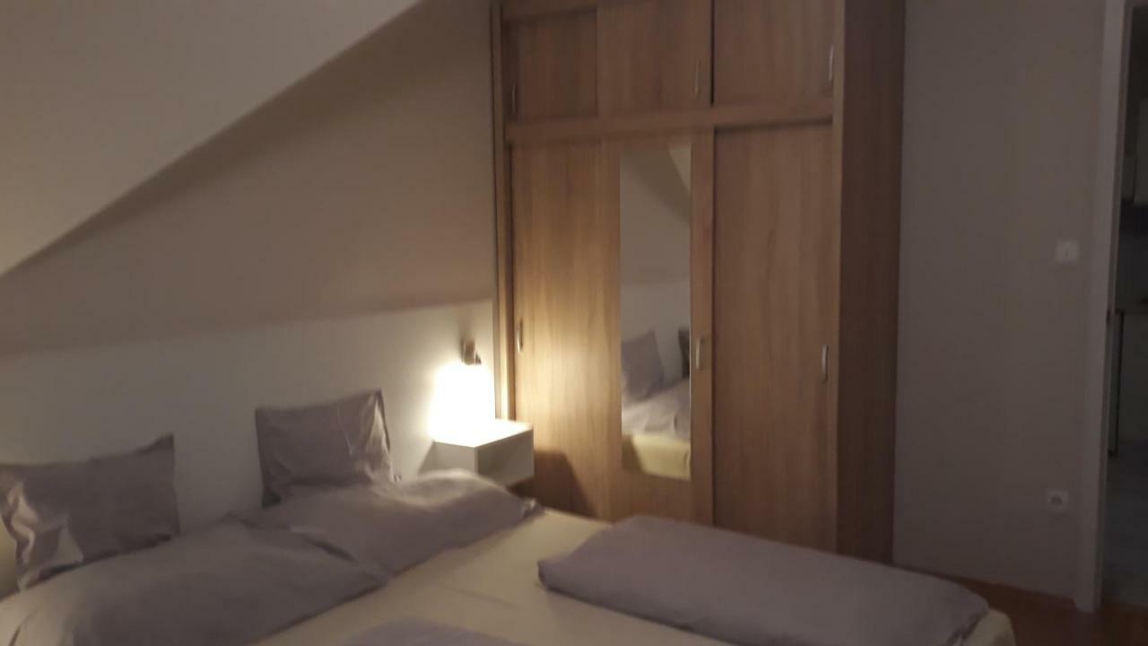 Szaloky Apartmanhaz Gyenesdias Exterior photo
