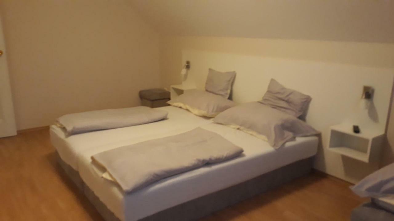 Szaloky Apartmanhaz Gyenesdias Exterior photo
