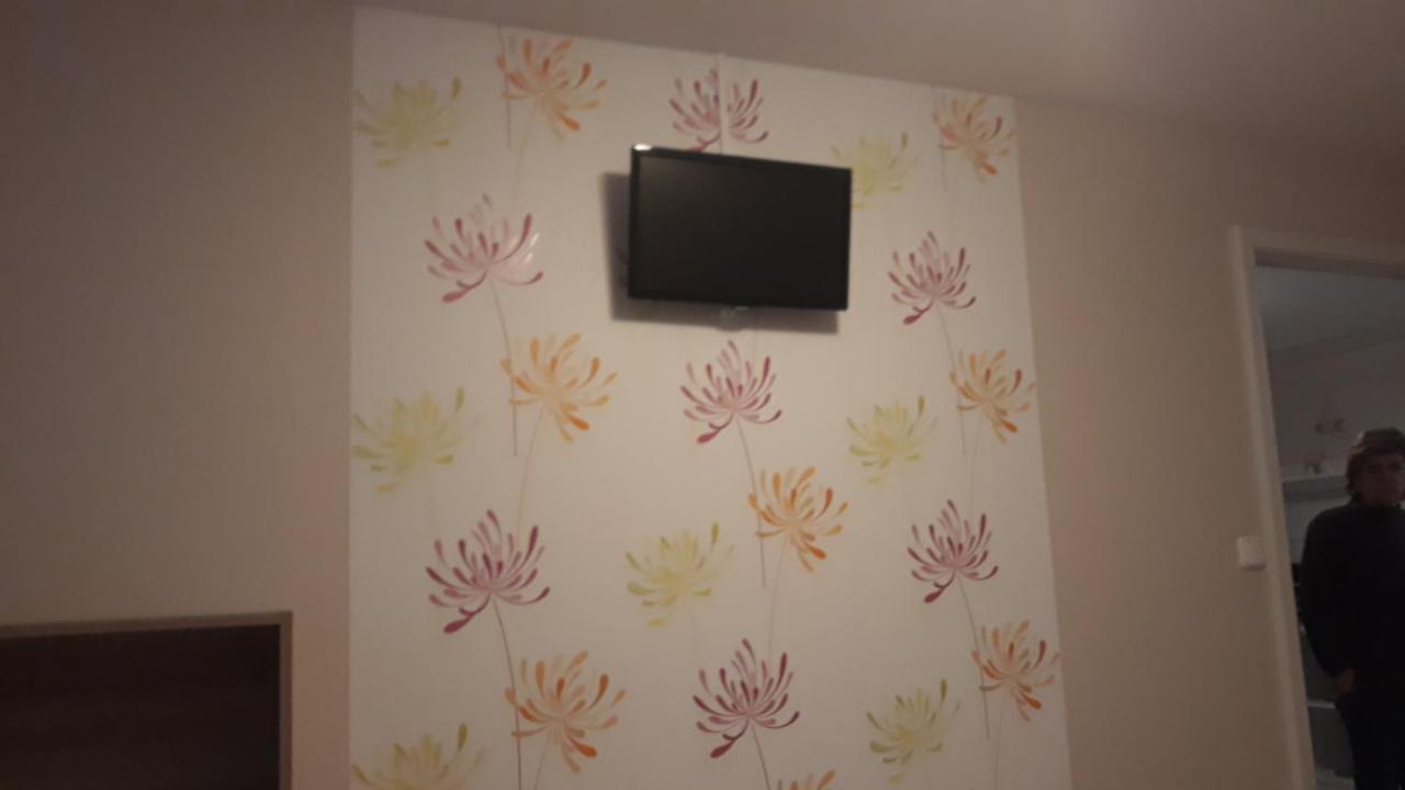 Szaloky Apartmanhaz Gyenesdias Exterior photo